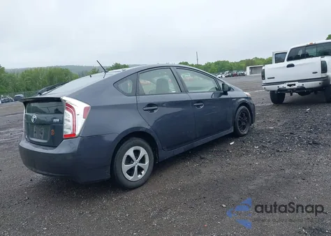 2014 Toyota Prius Two from USA, damaged, VIN JTDKN3DU0E0366380